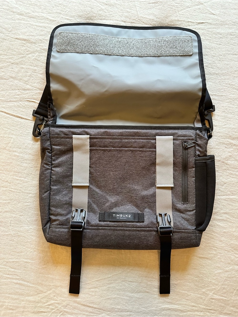 Timbuk2 Closer Laptop Briefcase Messenger Bag - Picture 2 of 6